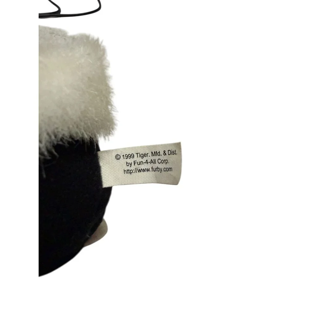 Vtg 1999 Tiger Electronic Talking Furby Mini Clip-on Keychain Black White Works - Picture 7 of 7